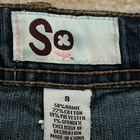 Shorts - Picture 3 of 3